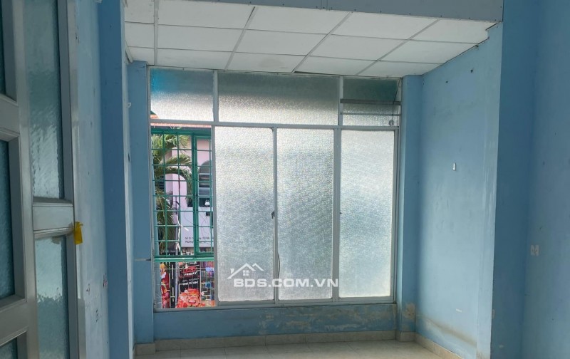 Bán nhà 3m2x9m,1 trệt 1 lầu 2PN 1WC,mặt tiền số 22 Cửu Long P15 Q10