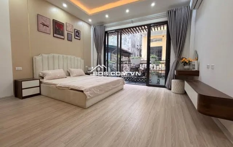 BA ĐÌNH TRUNG TÂM - SÁT VÁCH VINCOM GALLERY - AN SINH ĐỈNH CAO