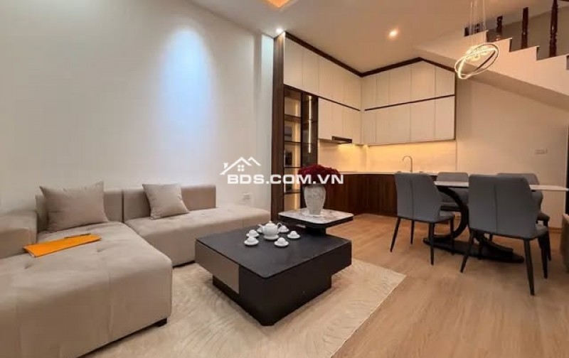CỰC PHẨM NHÀ ĐẸP MẶT TIỀN RỘNG - NGÕ THOÁNG - VÀI BƯỚC RA PHỐ