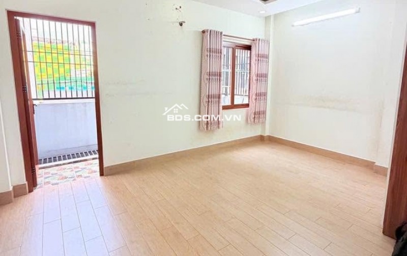 TÂN TẠO  NHÀ MT 9.4 TỶ  80M2 - 5X16M - 3 TẤMS - ĐỐI DIỆN POUYUEN NGAY CHỢ