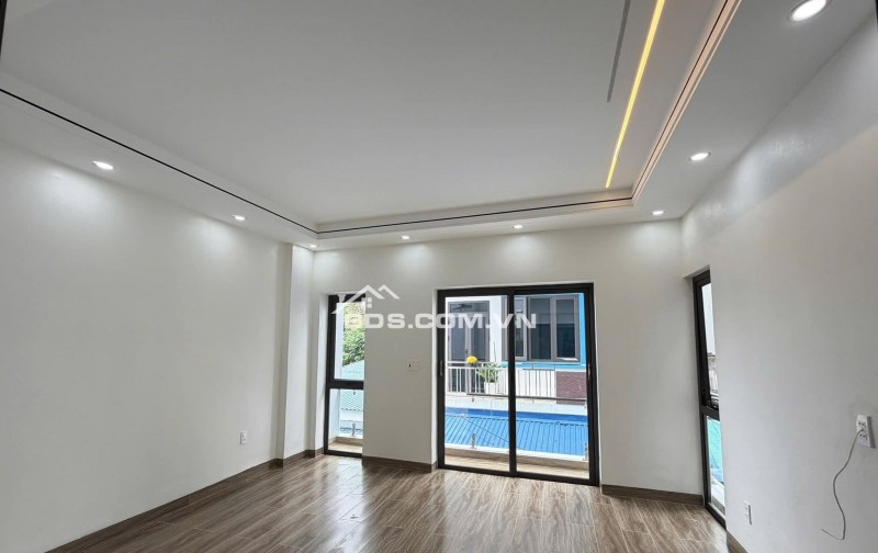 BÁN NHÀ ĐẸP 2.58 TỶ 3 TẦNG 68M2 ( ĐÔNG BẮC ) NGÕ THÁI BÌNH
