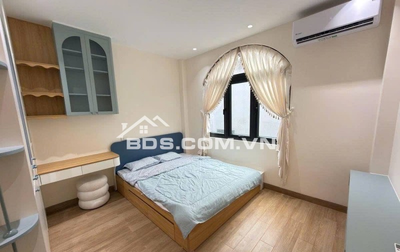 Bán Nhà Gần Phố, Vũ Tông Phan, Thanh Xuân 26/34m, 5 tầng, mt 3.7m, giá 7.35 tỷ.