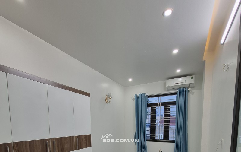 BÁN NHÀ 2.35 TỶ 3 TẦNG 45M2 ( TÂY NAM ) NGÕ ĐƯỜNG TRƯỜNG CHINH