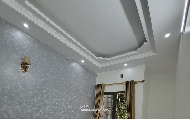BÁN NHÀ ĐẸP GIÁ RẺ 2.19 TỶ 3 TẦNG 52.6M2 NGÕ ĐƯỜNG KÊNH