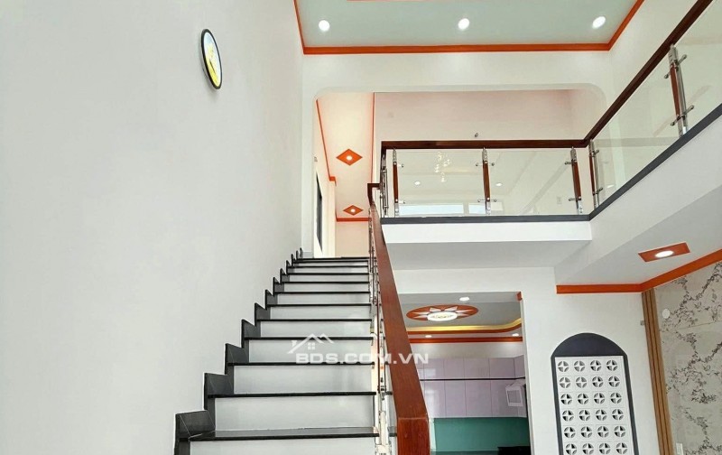 CHỈ 2 TỶ SỞ HỮU NHÀ 120M² – 3PN – SỔ HỒNG RIÊNG TẠI THỦ DẦU MỘT