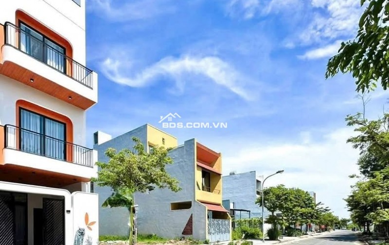Bán lô đường 7m5 view công viên khu Võ Chí Công , gần Minh Mạng