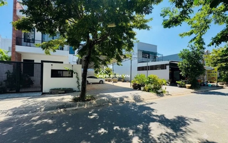 Bán lô đường 7m5 view công viên khu Võ Chí Công , gần Minh Mạng