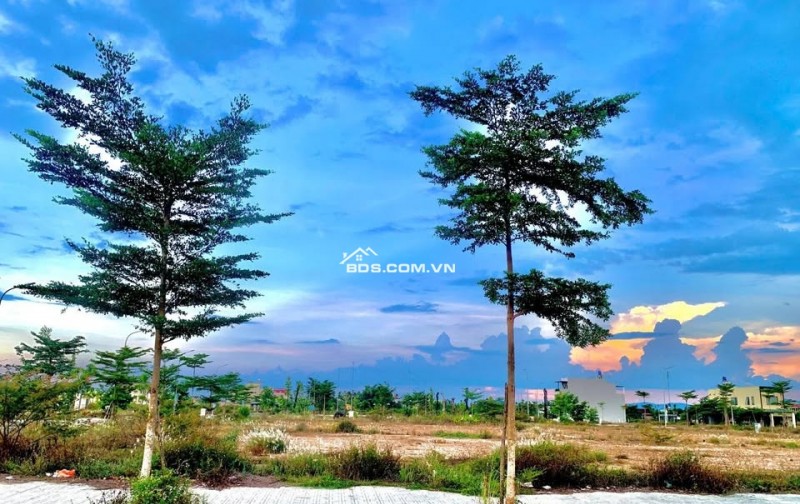 CHỈ TỪ 12 TRIỆU/M2 – SỞ HỮU ĐẤT VÀNG TRUNG TÂM LA HA!