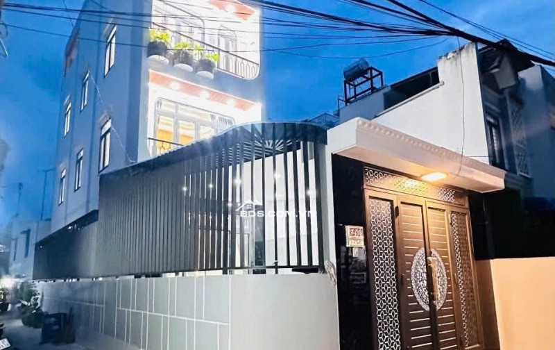 MÃ LÒ  BÁN NHÀ MỚI 7.5 TỶ - 5X20M - 100M² GÓC 2MT - 3.5 TẤMS - NỘI THẤT CAO CẤP