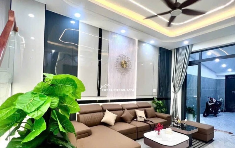 MÃ LÒ  BÁN NHÀ MỚI 7.5 TỶ - 5X20M - 100M² GÓC 2MT - 3.5 TẤMS - NỘI THẤT CAO CẤP