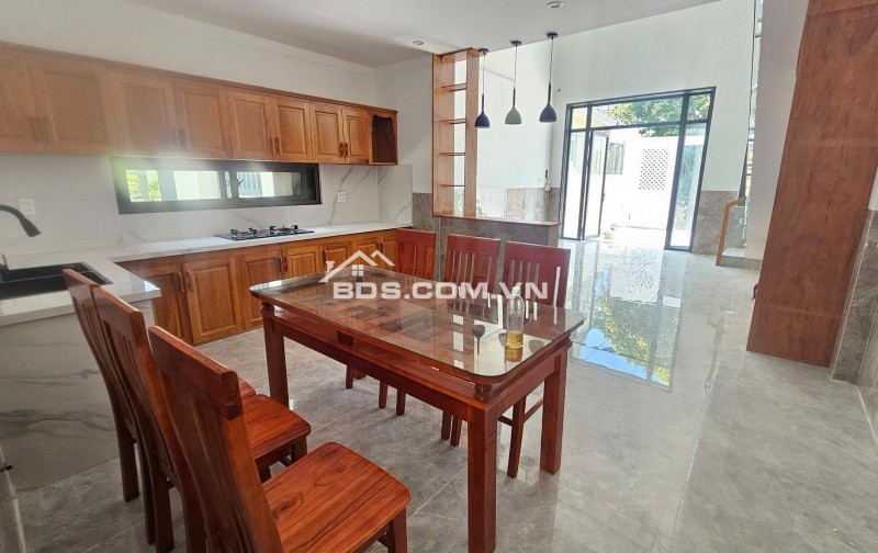 Nc  NHÀ CẤP 3 HẺM NGUYỄN HỮU CHỈNH – PHƯỜNG 2 BẢO LỘC