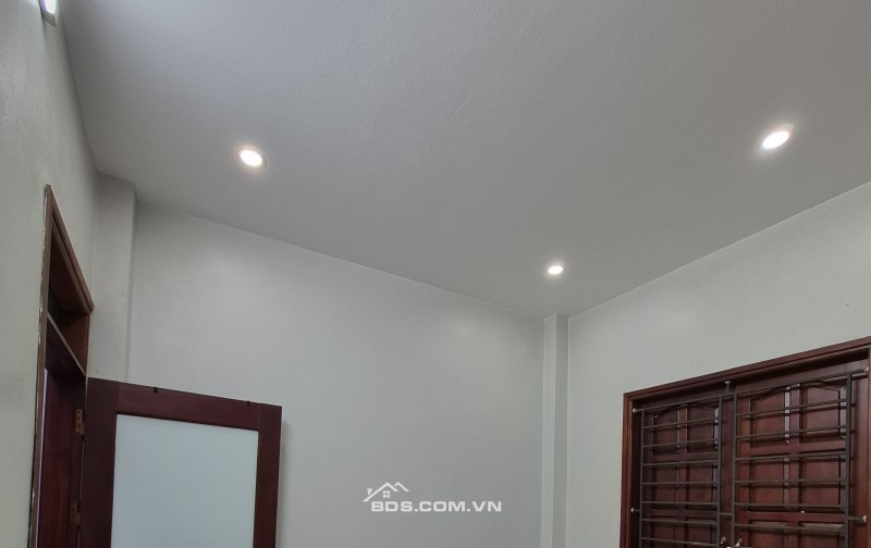HÓT HÓT ! BÁN NHÀ GIÁ RẺ 1.65 TỶ 2.5 TẦNG 36M2 NGÕ TRẦN HUY LIỆU