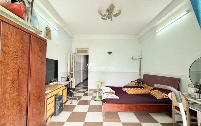 Chỉ 15.8 tỷ có MTKD đường 30m Phạm Văn Chiêu 120m2 ngang 4.4m 4 lầu KD đỉnh ngay chợ TĐ.