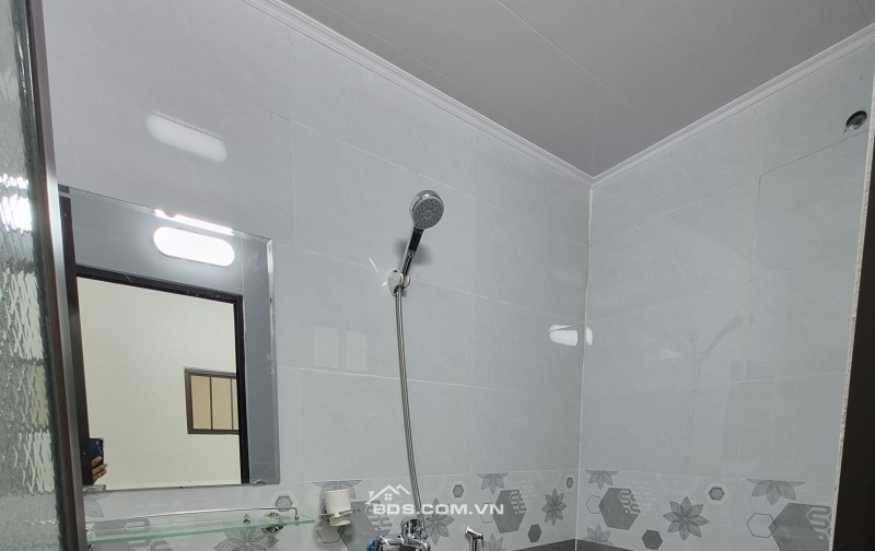 BÁN NHÀ ĐẸP 1.56 TỶ 2.5 TẦNG 31M2 ( TÂY NAM ) NGÕ LIÊN HÀ 1