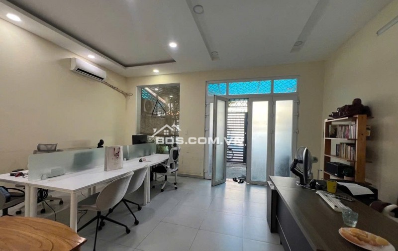 Bán nhà HIẾM 496 Dương Quảng Hàm ngang 6m 97m2 đang cho thuê tiện xây mới nhỉnh 12 tỷ.