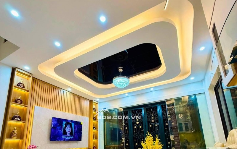Bán Nhà Định Công Thượng, Hoàng Mai 34m, 5 tầng, mt 4.8m, giá 8.98 tỷ.