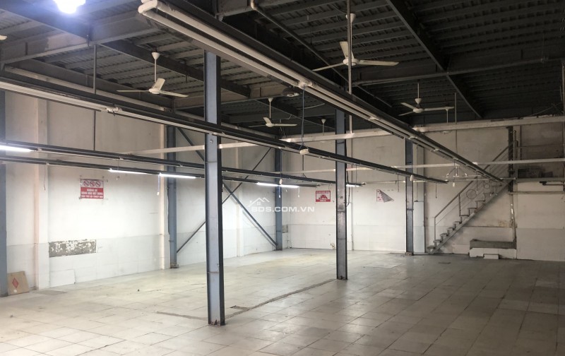 Cho thuê kho xưởng sàn sử dụng 500m2 ngã tư Ga, giáp Gò Vấp