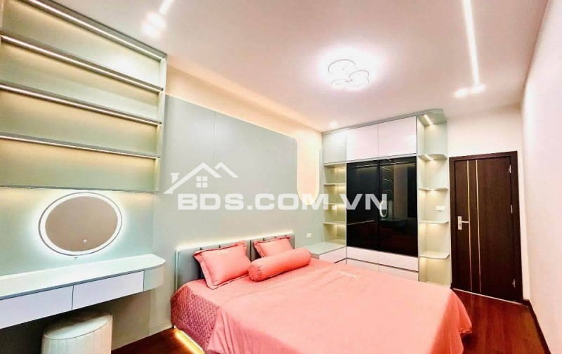 Bán Nhà Quan Nhân, Thanh Xuân 33m, 4 tầng, mt 3.2m, giá 7.2 tỷ.