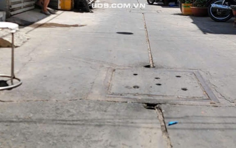 Bán nhà cấp 4 nhỏ xinh nở hậu L ngay trung tâm Đầm Sen Q11
