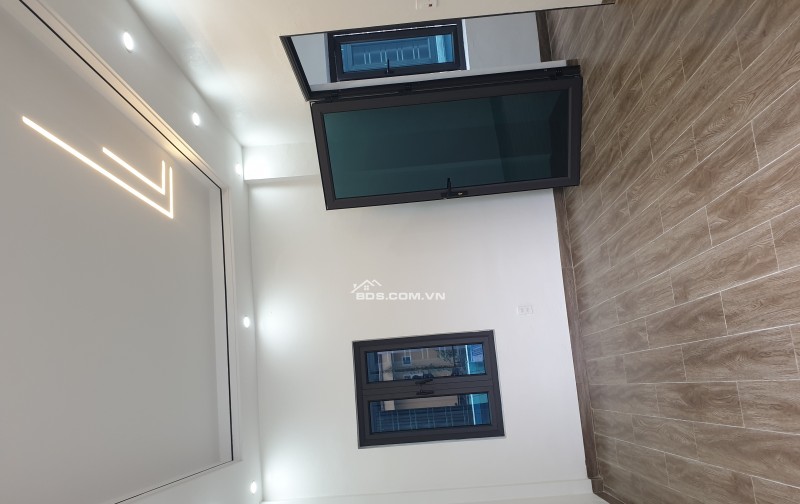 BÁN NHÀ ĐẸP 2.58 TỶ 3 TẦNG 68M2 ( ĐÔNG BẮC ) NGÕ THÁI BÌNH