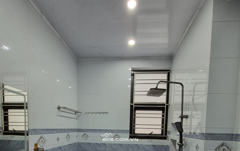 BÁN NHÀ 2.35 TỶ 3 TẦNG 45M2 ( TÂY NAM ) NGÕ ĐƯỜNG TRƯỜNG CHINH