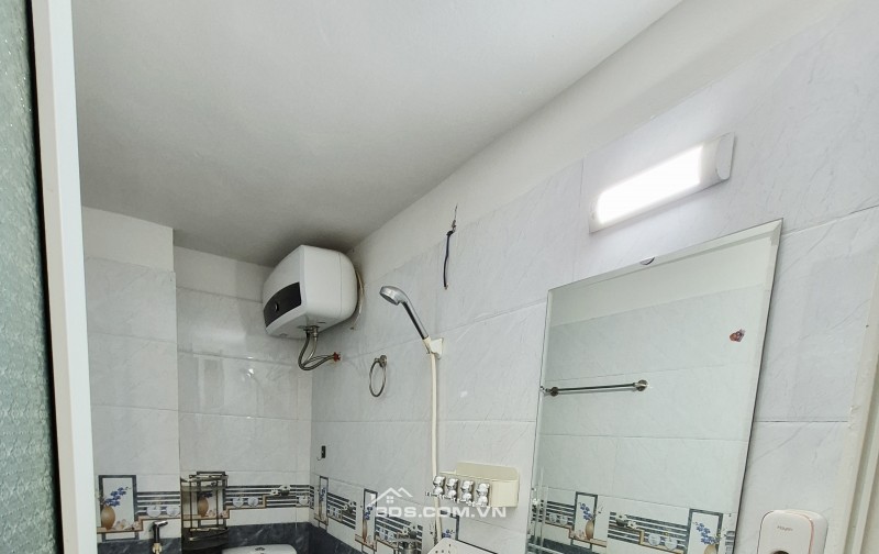 BÁN NHÀ 1.95 TỶ 3 TẦNG 42M2 CHỈ SAU NHÀ MẶT ĐƯỜNG KHU PHÙ NGHĨA