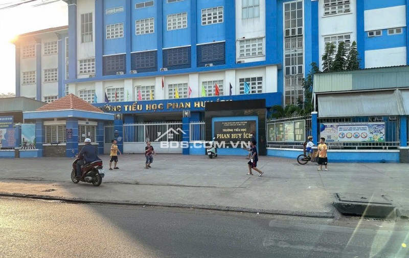 HIẾM CÓ nhà 5 tầng ngang 7m 112m2 hẻm 8m Phan Huy Ích T.máy NT xịn gần KCN Tân Bình 15 tỷ