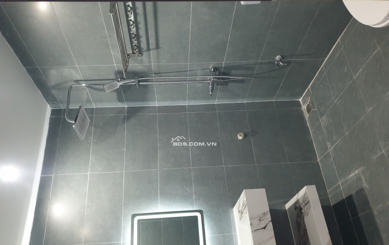 BÁN NHÀ ĐẸP 2.58 TỶ 3 TẦNG 68M2 ( ĐÔNG BẮC ) NGÕ THÁI BÌNH