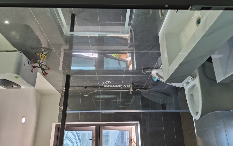 BÁN NHÀ ĐẸP 3.25 TỶ 3 TẦNG 63M2 Ô TÔ ĐỖ CỬA KHU ĐÔ THỊ HÒA VƯỢNG