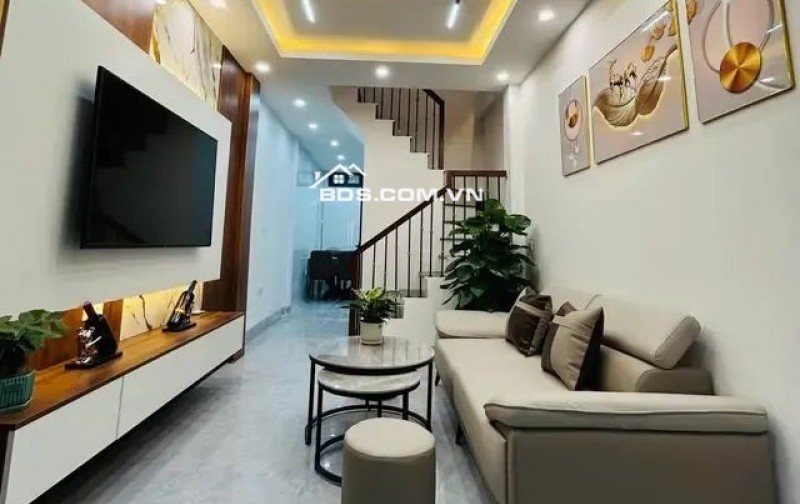 YÊN HÒA - NHÀ ĐẸP Ở NGAY - TRUNG TÂM TIỆN ÍCH NHÀ CÓ THỂ VÀO Ở NGAY NỘI THẤT ĐẦY ĐỦ