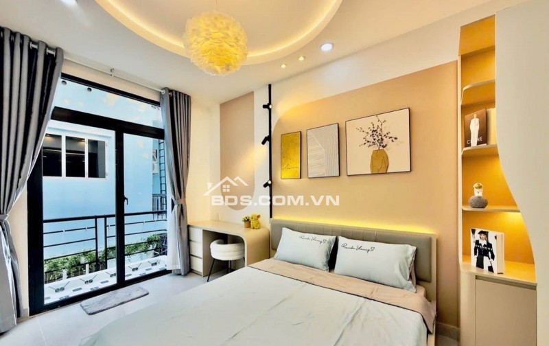 Nhà đẹp FULL NỘI THẤT hẻm xe hơi - ngay đường Nguyễn Kiệm - Thích Quảng Đức. Khu dân trí cao an ninh
