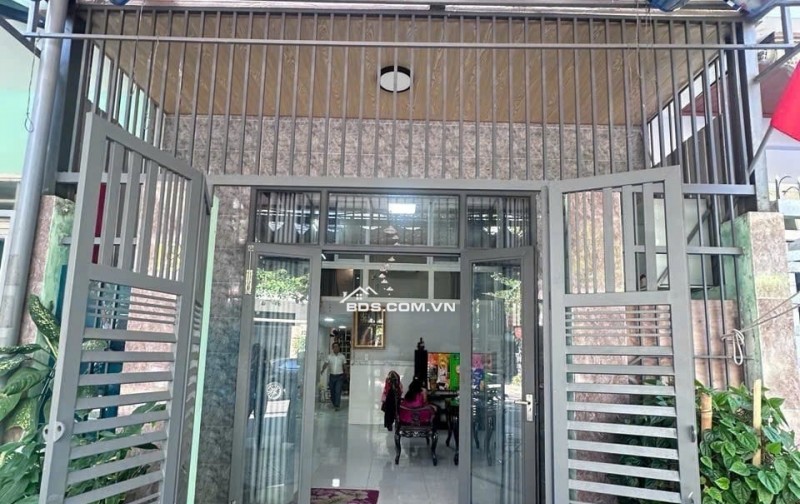 Cần Bán Gấp Trong Tuần Nhà Đẹp Giá Rẻ đường Lý Đạo Thành