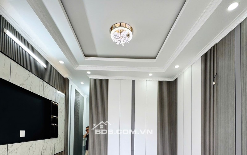 NHÀ CẤP 4, HẺM 115 ĐƯỜNG CMT8, P.Bình THỦY, TP.CẦN THƠ