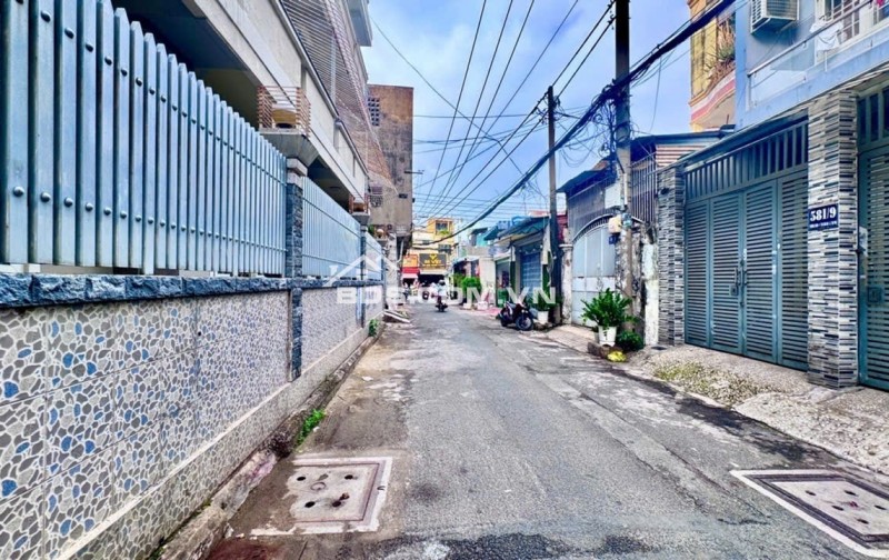 Nhà HXH, 1 xẹt đường Trường Chinh - Tân Phú, tiện kết nối sân bay Tân Sơn Nhất