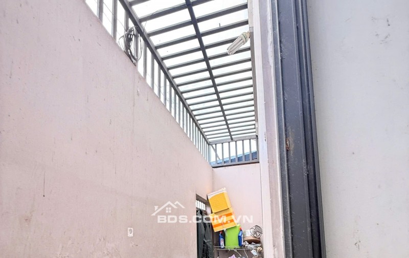 NGỘP BANK! NHÀ 97,5m² SÁT METRO LÀNG ĐẠI HỌC – CHỈ 6,6 TỶ! 