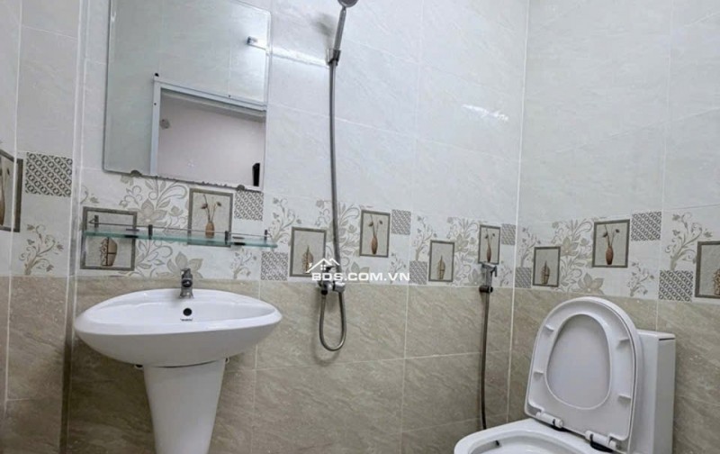 2 Tầng - 48.8 m2 - Tân Kỳ Tân Quý - P.Tân Sơn Nhì - TPHCM - Giá 4.XTỷ TL Nhẹ DT: 4x12.2m Công nhận đủ