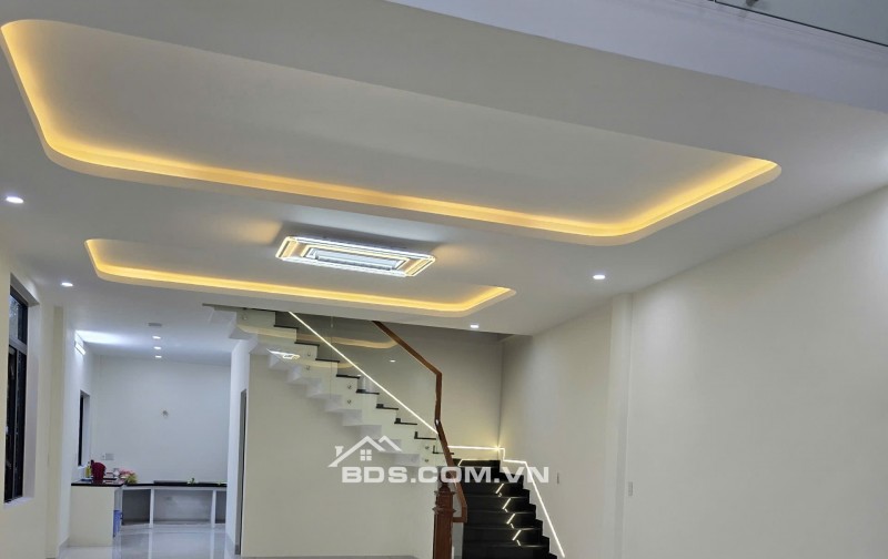 CHÍNH CHỦ BÁN NHÀ 2 MẶT TIỀN NGUYỄN TẤT THÀNH - TP. HUẾ (NỞ HẬU, KO NGẬP)