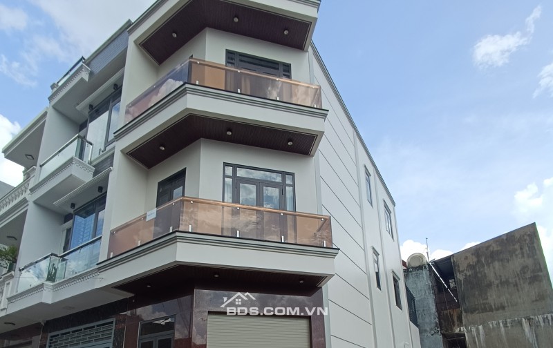 Giảm giá Nhà 2 Mặt Tiền Ngay Vincom Dĩ An – Chỉ 5,98 Tỷ!