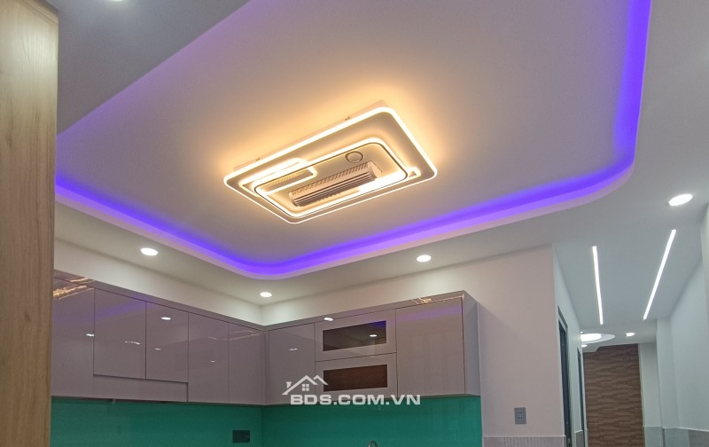 Nhà ngay trung tâm Dĩ An giá giảm sốc chỉ còn 4.3 tỷ