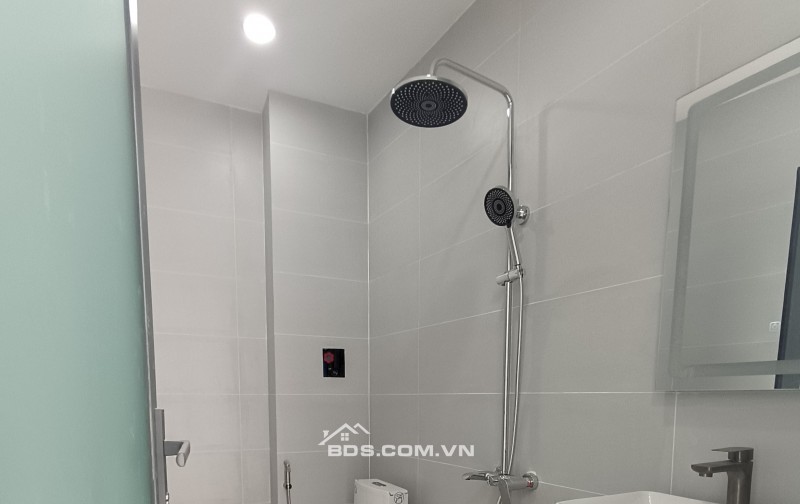 Nhà ngay trung tâm Dĩ An giá giảm sốc chỉ còn 4.3 tỷ