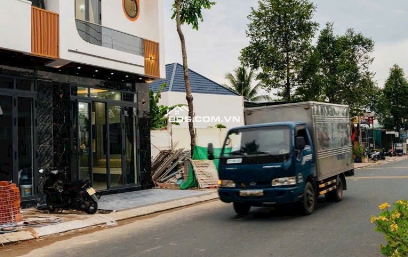 NHÀ MẶT TIỀN ĐƯỜNG HUỲNH PHAN HỘ, P.BÌNH THỦY, TP.CẦN THƠ