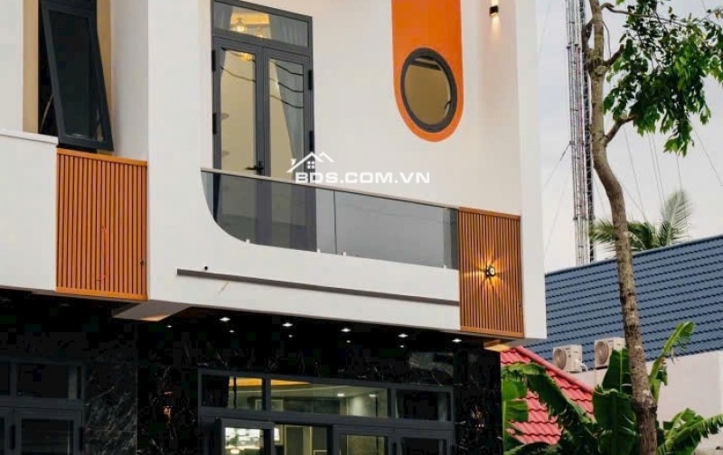 NHÀ MẶT TIỀN ĐƯỜNG HUỲNH PHAN HỘ, P.BÌNH THỦY, TP.CẦN THƠ