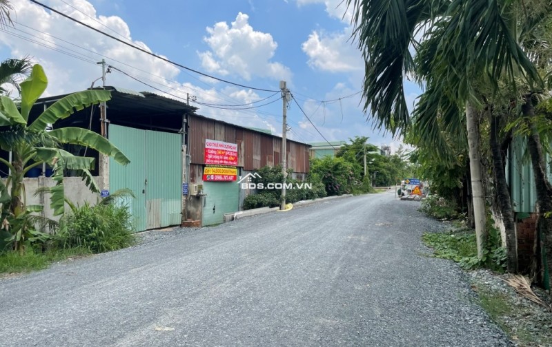 NHÀ XƯỞNG 282m2, MẶT TIỀN ĐƯỜNG BỜ HỮU SÔNG SÀI GÒN, P. AN PHÚ ĐÔNG, QUẬN 12, Giá  14,5 triệu/tháng.