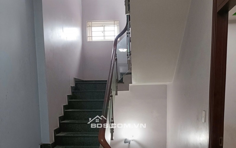 Chính chủ cho thuê nhà nguyên căn tại thủ Đức - tại quận 9