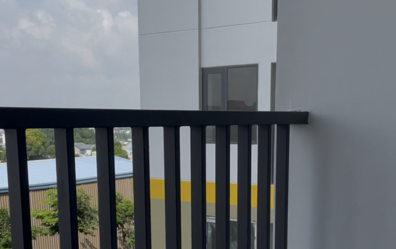 Chính chủ sang căn hộ 60m2 giá thấp nhất khu vực 38tr/m2, Mặt tiền QL 13, gần AEON Thuận An