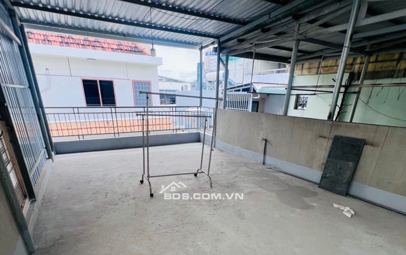 DÒNG TIỀN THUÊ ỔN ĐỊNH 20TR/THÁNG - KHU VỰC HIẾM NHÀ BÁN - XÁC BÊN HẺM XE HƠI - NGANG BỀ THẾ 7,8M - KHU VÍP ĐÀO DUY ANH - HẺM THÔNG TỨ TUNG - NHĨN 8TỶ