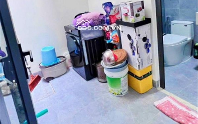 Nhà xinh hẻm Đoàn Trần Nghiệp _ mua vào ở ngay cách biển Hòn Chồng: 400m hẻm xe ba gác Giá : 4,5 tỷ