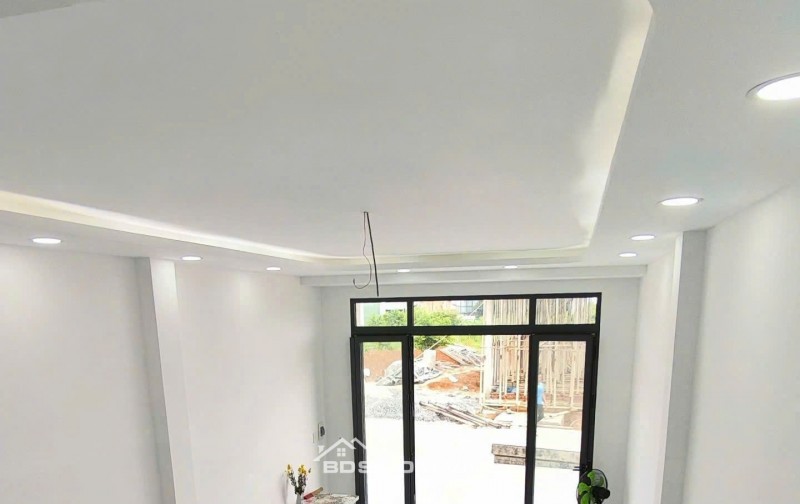 CẦN BÁN GẤP NHÀ 1 TRỆT 1 LẦU - 3PN - 2WC - GIÁ CHỈ 2 TỶ - TẠI THỦ DẦU MỘT - SỔ HỒNG RIÊNG