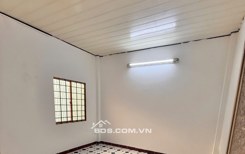 BÁN NHÀ 3 TẦNG MẶT TIỀN ĐƯỜNG QUANG TRUNG – TRUNG TÂM TP NHA TRANG