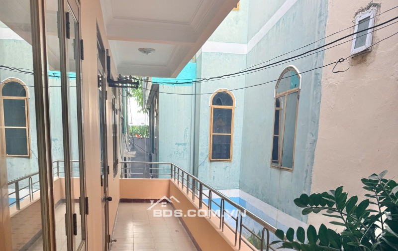 BÁN NHÀ 3 TẦNG MẶT TIỀN ĐƯỜNG QUANG TRUNG – TRUNG TÂM TP NHA TRANG